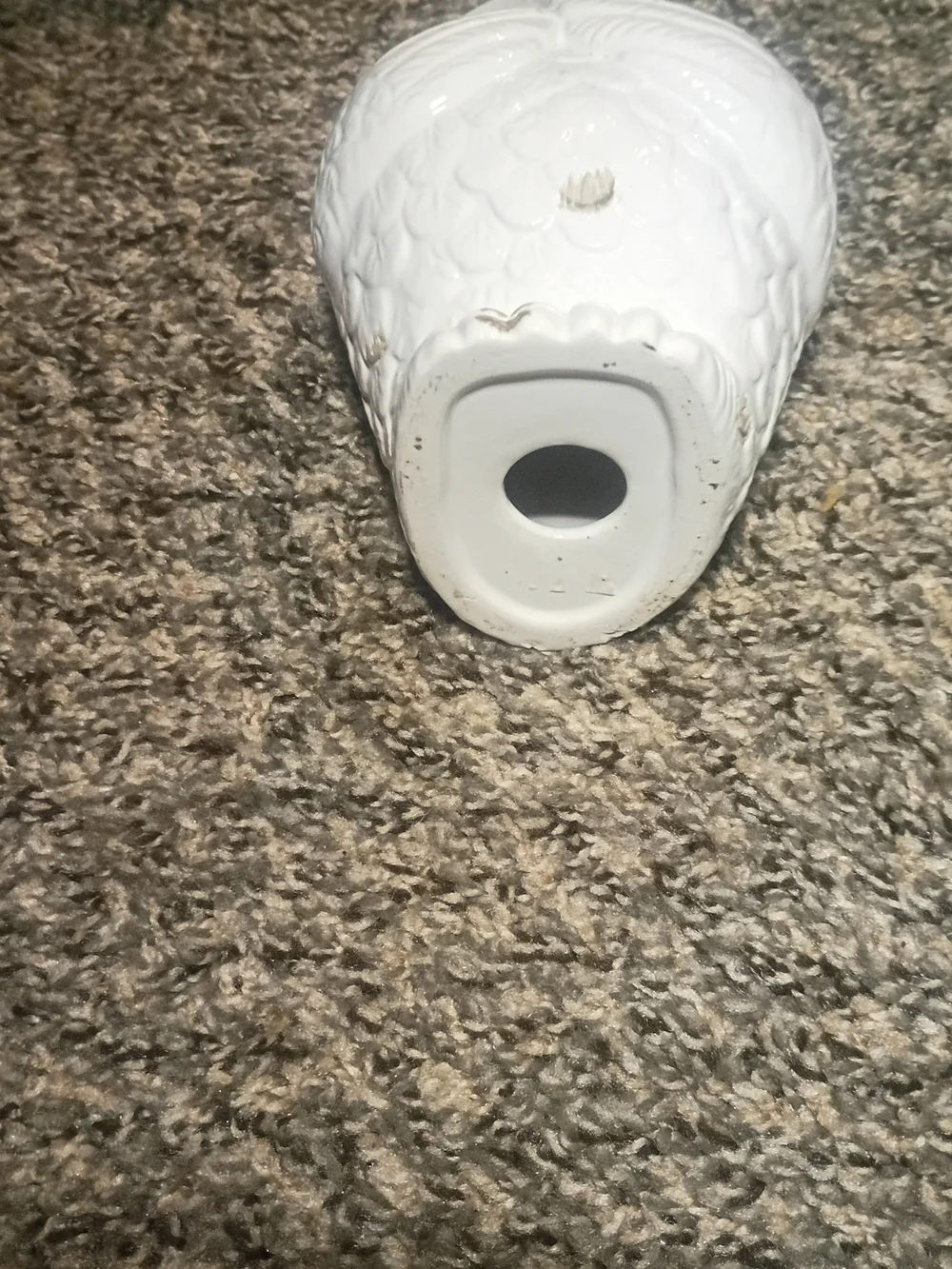 Pier 1 White Gloss Ceramic Owl Figurine